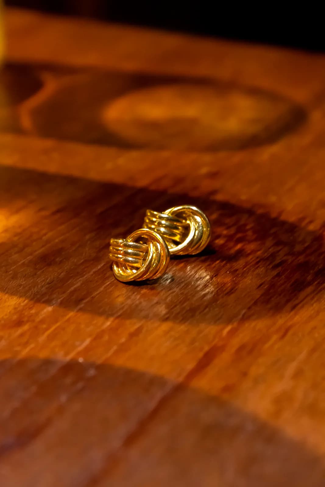Simpul Knot Earrings